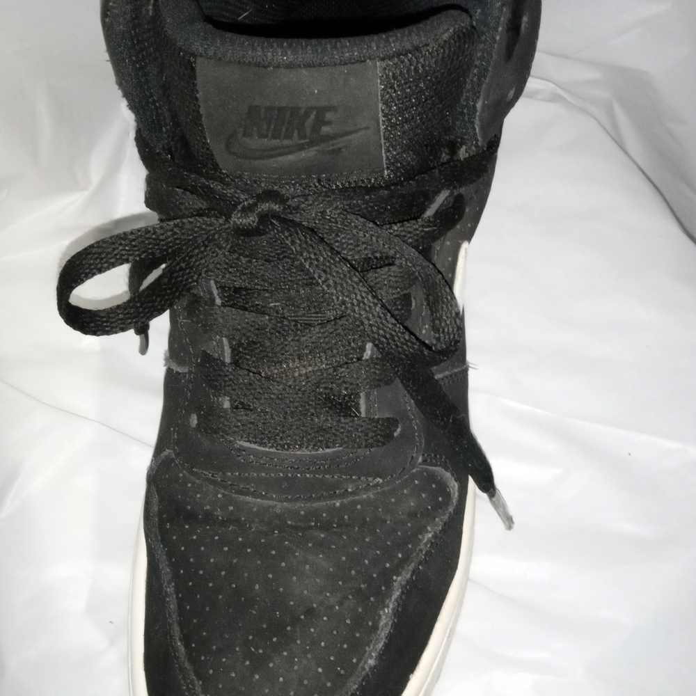 Nike Men's Black Sneakers